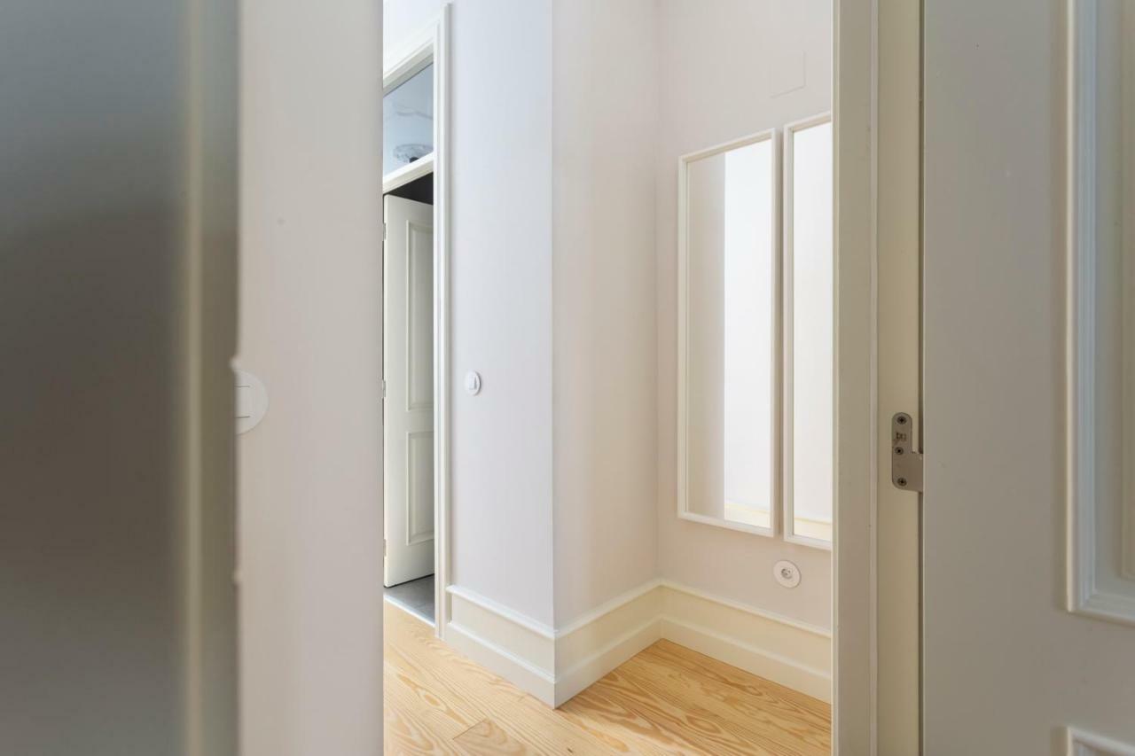 Joivy Wonderful 2Br Flat In The City Centre Lissabon Buitenkant foto